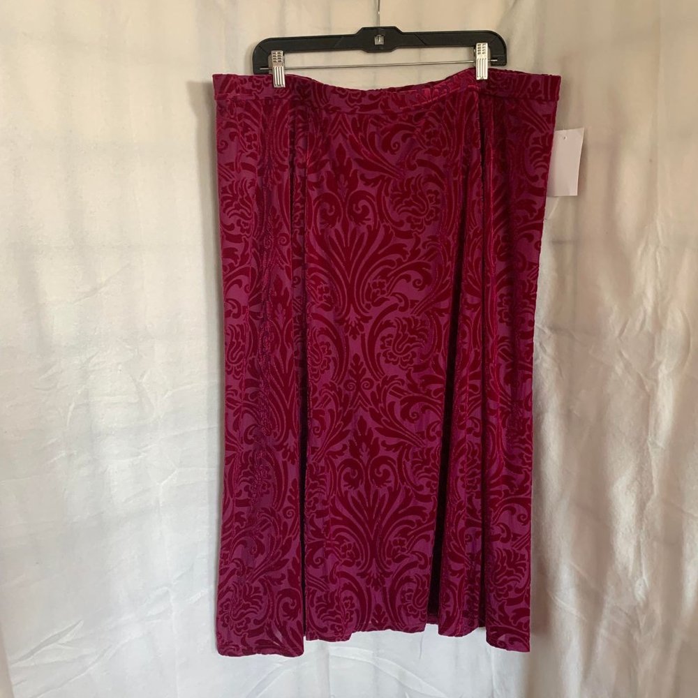 NWT Bob Mackie Wearable Art Pink Embossed Skirt Size 2X